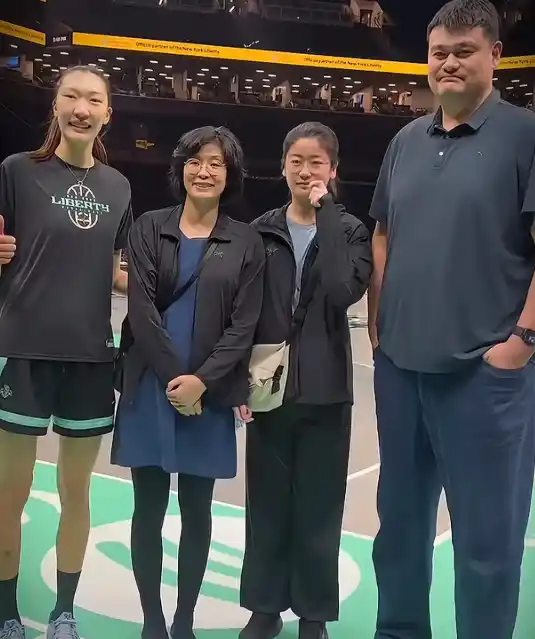 姚明女儿身高