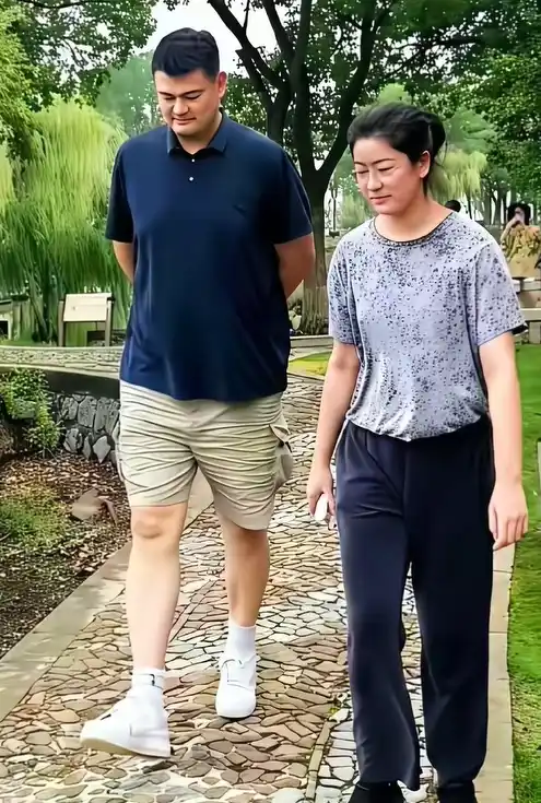 姚明女儿快两米
