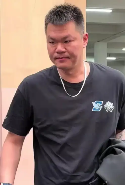 广东男篮总经理朱芳雨