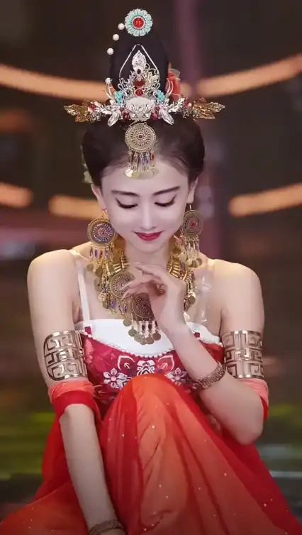 恒大歌舞团团长的白珊珊