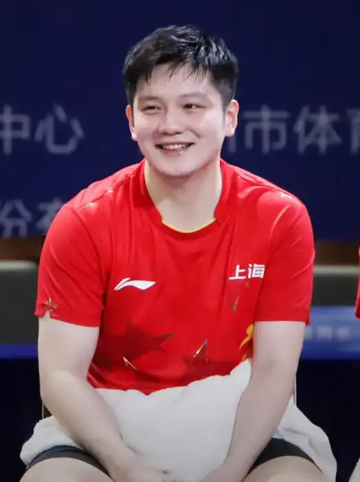 樊振东前往德国乒乓球联赛参赛