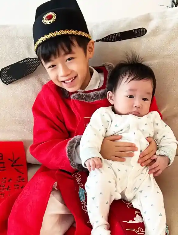 古巨基两个儿子
