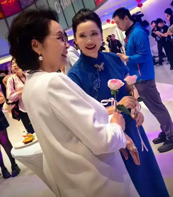 何赛飞金鸡奖最佳女主角