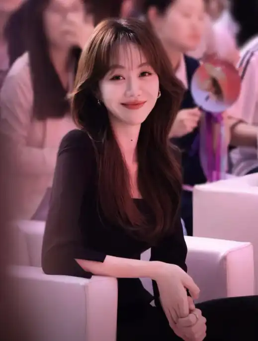 为何说姜妍美得像一幅油画