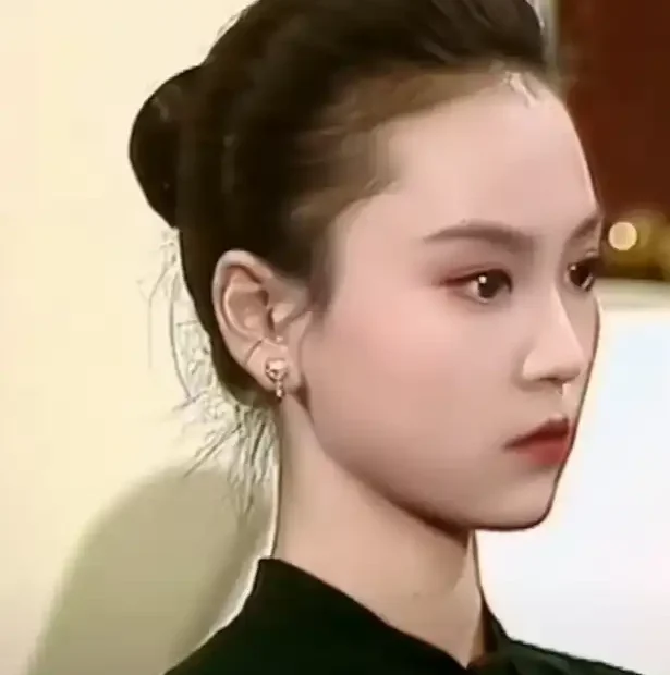 刘雪华一生历经情感重创