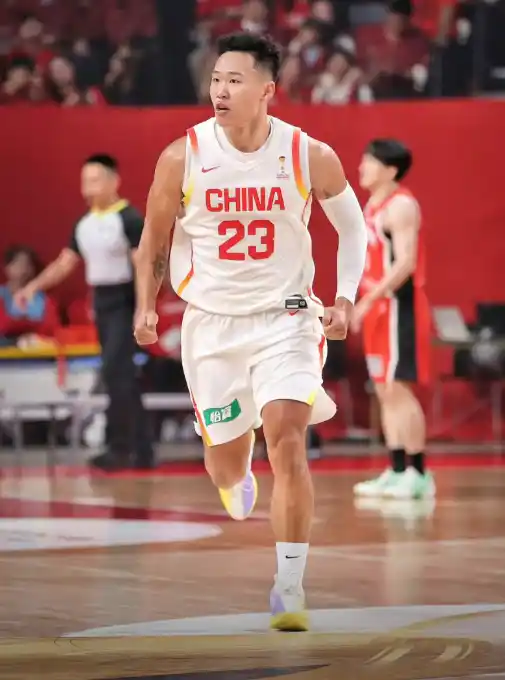 男篮惨败乌拉圭
