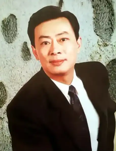 68岁影帝王诗槐