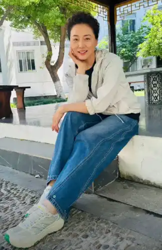 张延离婚