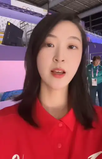 前女排国家队队长惠若琪