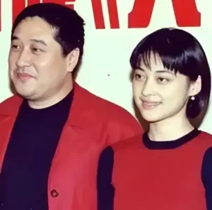 梅婷三段婚史，叶大鹰抛妻弃子晚年竟孤身一人生活