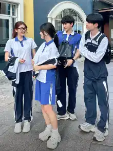 深圳校服凭什么火遍全国，为何能够引发全网共鸣