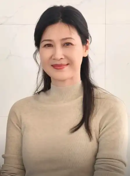 童蕾替夫还债