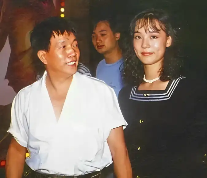 翁静晶嫁武打宗师刘家良