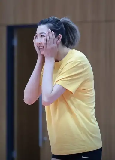 奥运冠军袁心玥南开大学教学
