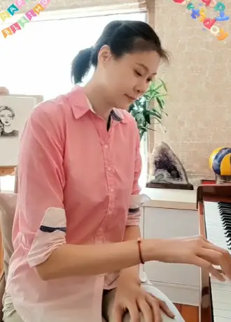 赵蕊蕊斩获多个文学奖项