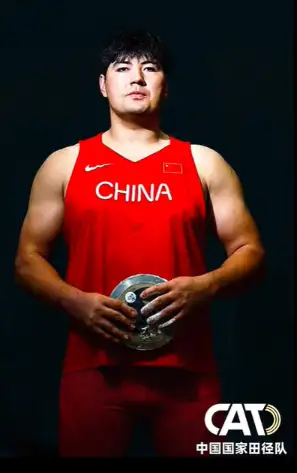 Abdul-Eni Turgun Builds Muscle to Develop Explosive Power in Throwing Events