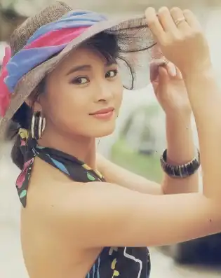 Miss Asia Winner Li Yanshan
