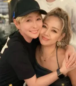 钟丽淇进ICU：兄长母亲渐冻症相继离世，这个家族病太沉重
